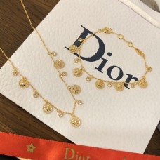 Brățară/colier placat cu aur galben Christian Dior Rose Des Vents cu cinci motive, stea cu opt colțuri și diamante, pandantive MOP albe pentru femei
