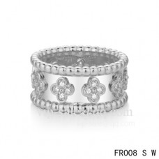 Inel Van Cleef Arpels Clover alb cu diamante rotunde