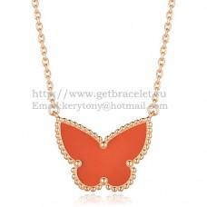 Pandantiv Van Cleef Arpels Lucky Alhambra Butterfly din aur roz cu sidef carneol