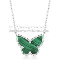 Pandantiv Van Cleef Arpels Lucky Alhambra Butterfly din aur alb cu sidef de malachit