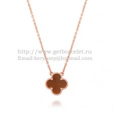 Pandantiv Van Cleef Arpels Alhambra din aur roz cu ochi de tigru, sidef 15mm