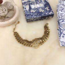 Brățară Christian Dior30 Montaigne din alamă antică cu logo CD și lanțuri multiple
